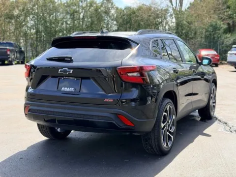 More photos of 2025 Chevrolet Trax 2RS at Hank Graff Chevrolet Davison, MI