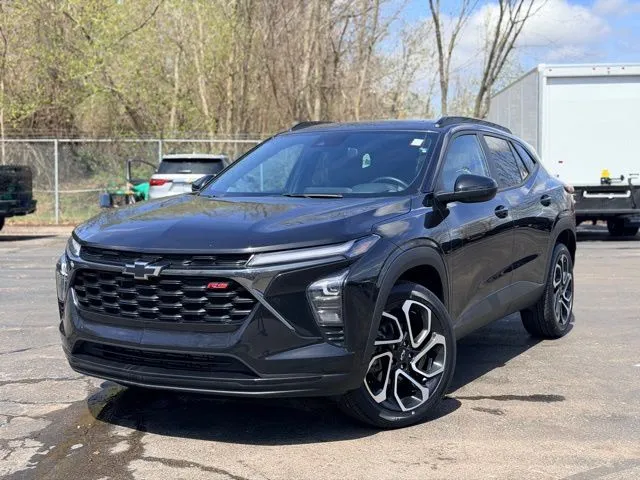 Black 2025 Chevrolet Trax 2RS for sale in Davison, MI