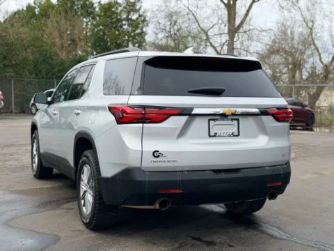 More photos of 2022 Chevrolet Traverse LT at Hank Graff Chevrolet Davison, MI
