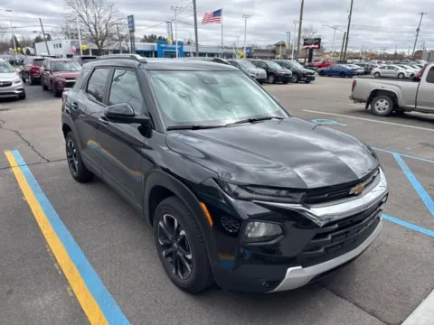 Photos of 2023 Chevrolet TrailBlazer LT for sale in Davison, MI at Hank Graff Chevrolet Davison
