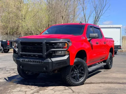 Red 2021 Chevrolet Silverado 1500 Custom Trail Boss for sale in Davison, MI