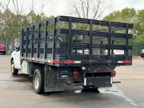 More photos of 2004 Ford F-350SD XL at Hank Graff Chevrolet Davison, MI
