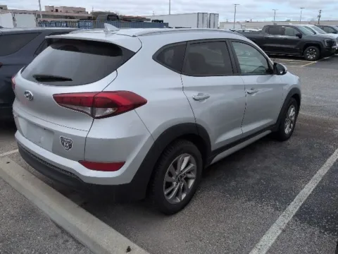 More photos of 2018 Hyundai Tucson SEL at Hank Graff Chevrolet Davison, MI
