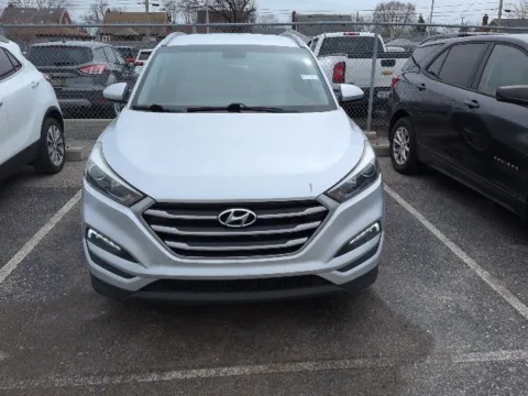 Photos of 2018 Hyundai Tucson SEL for sale in Davison, MI at Hank Graff Chevrolet Davison