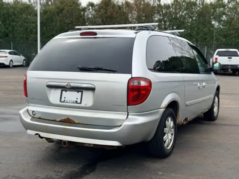 Another view of 2007 Chrysler Town & Country Touring for sale in Davison, MI at Hank Graff Chevrolet Davison