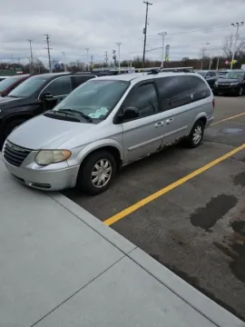 Another view of 2007 Chrysler Town & Country Touring for sale in Davison, MI at Hank Graff Chevrolet Davison