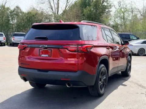 More photos of 2023 Chevrolet Traverse LT at Hank Graff Chevrolet Davison, MI