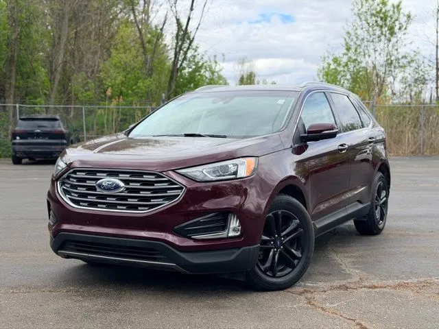 Red 2019 Ford Edge SEL for sale in Davison, MI