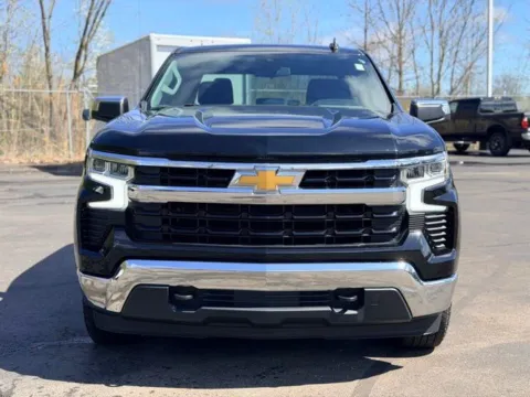 Photos of 2023 Chevrolet Silverado 1500 LT for sale in Davison, MI at Hank Graff Chevrolet Davison