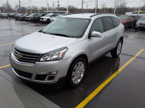 Silver 2015 Chevrolet Traverse LT for sale in Davison, MI