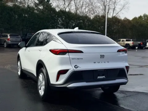 More photos of 2024 Buick Envista Preferred at Hank Graff Chevrolet Davison, MI