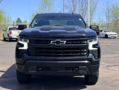 Photos of 2023 Chevrolet Silverado 1500 LT Trail Boss for sale in Davison, MI at Hank Graff Chevrolet Davison