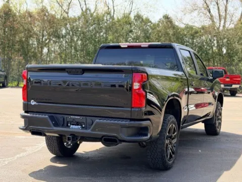 More photos of 2023 Chevrolet Silverado 1500 LT Trail Boss at Hank Graff Chevrolet Davison, MI