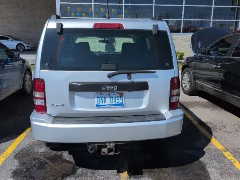 More photos of 2009 Jeep Liberty Sport at Hank Graff Chevrolet Davison, MI