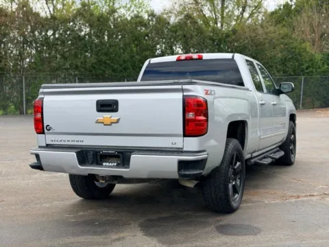 More photos of 2018 Chevrolet Silverado 1500 LT at Hank Graff Chevrolet Davison, MI