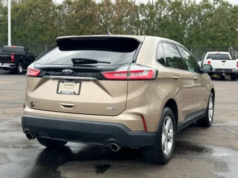 More photos of 2020 Ford Edge SE at Hank Graff Chevrolet Davison, MI