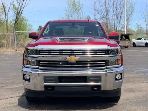 Photos of 2018 Chevrolet Silverado 2500HD LT for sale in Davison, MI at Hank Graff Chevrolet Davison