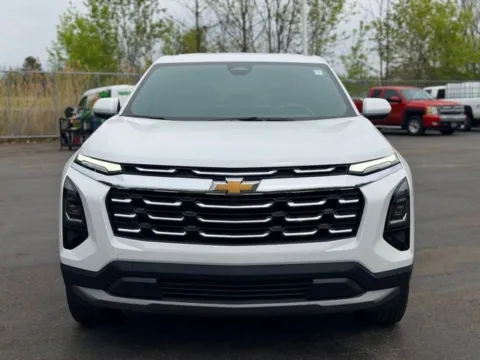 Photos of 2026 Chevrolet Equinox LT for sale in Davison, MI at Hank Graff Chevrolet Davison