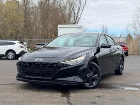 Black 2022 Hyundai Elantra Hybrid Blue for sale in Davison, MI