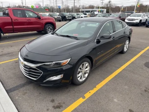 Black 2022 Chevrolet Malibu LT for sale in Davison, MI