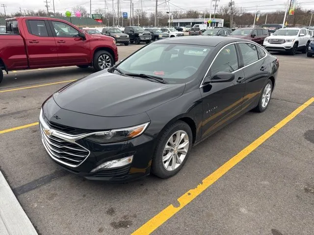 Black 2022 Chevrolet Malibu LT for sale in Davison, MI
