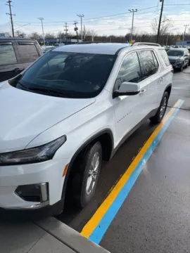White 2023 Chevrolet Traverse LT for sale in Davison, MI