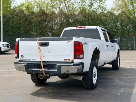 Another view of 2011 GMC Sierra 2500HD SLE for sale in Davison, MI at Hank Graff Chevrolet Davison