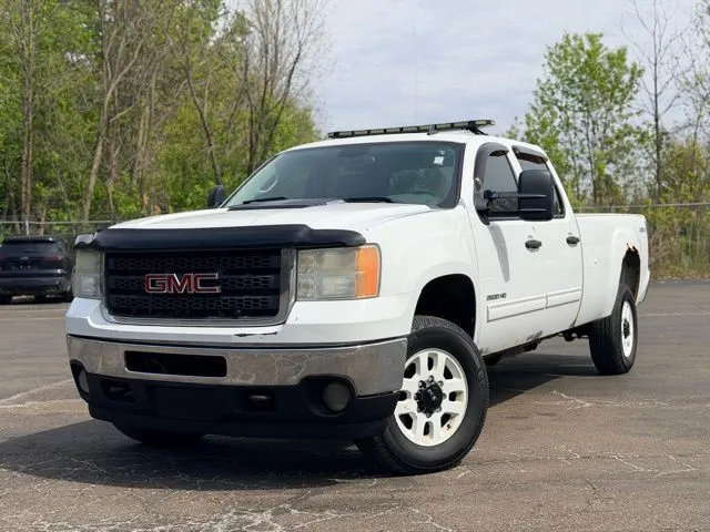 White 2011 GMC Sierra 2500HD SLE for sale in Davison, MI