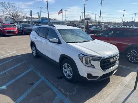 Photos of 2023 GMC Terrain SLE for sale in Davison, MI at Hank Graff Chevrolet Davison