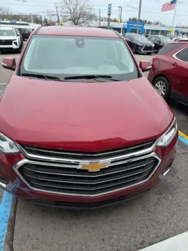 Photos of 2021 Chevrolet Traverse LT for sale in Davison, MI at Hank Graff Chevrolet Davison