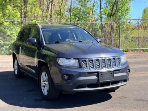Photos of 2014 Jeep Compass Sport for sale in Davison, MI at Hank Graff Chevrolet Davison