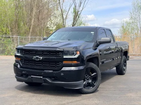 Black 2017 Chevrolet Silverado 1500 Custom for sale in Davison, MI