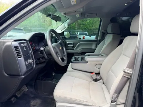 More photos of 2017 Chevrolet Silverado 1500 Custom at Hank Graff Chevrolet Davison, MI