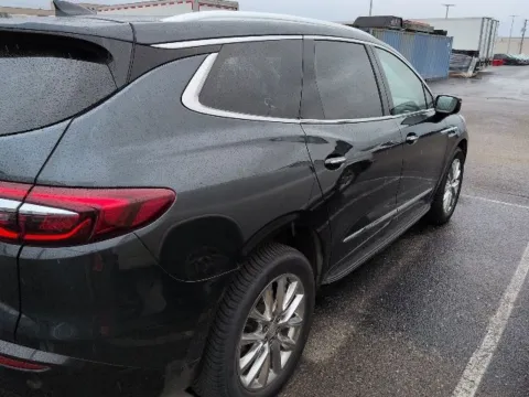 More photos of 2021 Buick Enclave Essence at Hank Graff Chevrolet Davison, MI