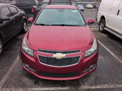 Photos of 2014 Chevrolet Cruze 1LT for sale in Davison, MI at Hank Graff Chevrolet Davison