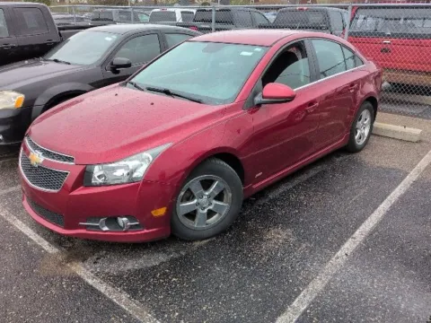 Red 2014 Chevrolet Cruze 1LT for sale in Davison, MI