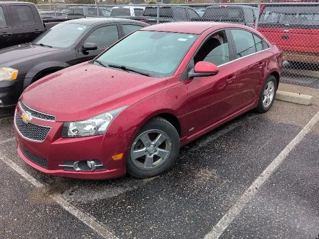 Red 2014 Chevrolet Cruze 1LT for sale in Davison, MI