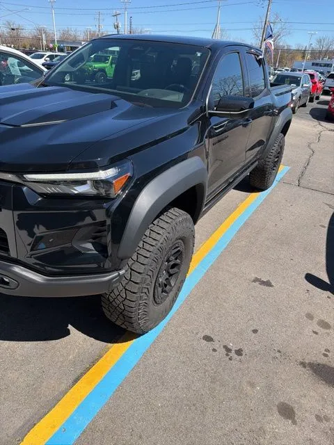 Black 2024 Chevrolet Colorado ZR2 for sale in Davison, MI