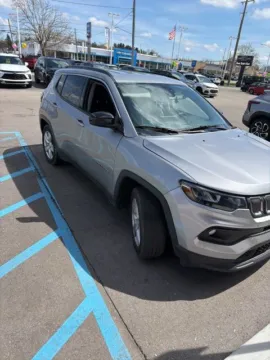 Silver 2022 Jeep Compass Latitude for sale in Davison, MI