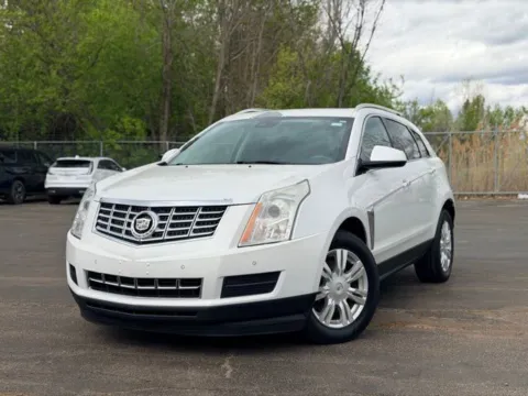 White 2013 Cadillac SRX Luxury for sale in Davison, MI