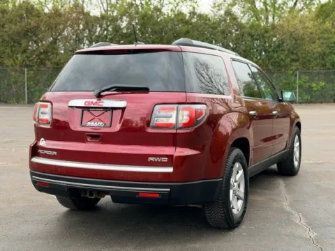More photos of 2016 GMC Acadia SLE-2 at Hank Graff Chevrolet Davison, MI