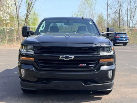 Photos of 2019 Chevrolet Silverado 1500 LD LT for sale in Davison, MI at Hank Graff Chevrolet Davison