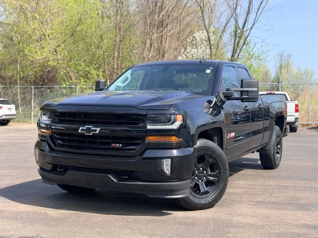 Black 2019 Chevrolet Silverado 1500 LD LT for sale in Davison, MI