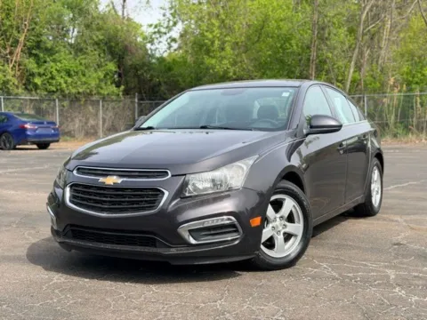 Gray 2016 Chevrolet Cruze Limited 1LT for sale in Davison, MI