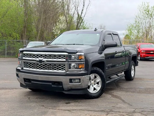 Gray 2015 Chevrolet Silverado 1500 LT for sale in Davison, MI