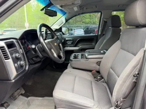 More photos of 2015 Chevrolet Silverado 1500 LT at Hank Graff Chevrolet Davison, MI