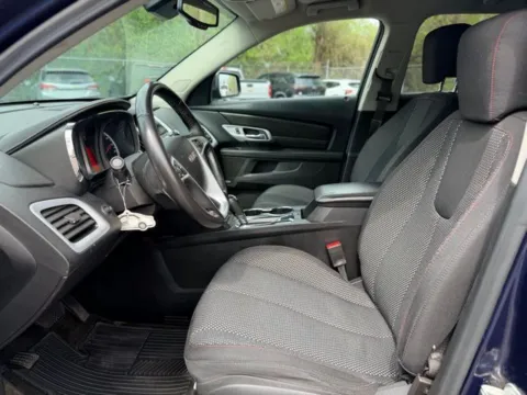 More photos of 2017 GMC Terrain SLE-2 at Hank Graff Chevrolet Davison, MI