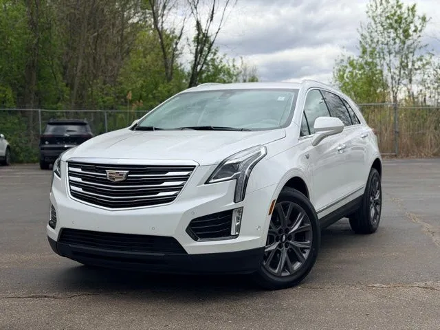 White 2019 Cadillac XT5 Premium Luxury for sale in Davison, MI