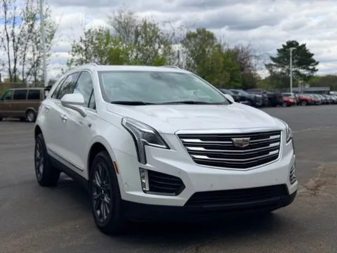 Another view of 2019 Cadillac XT5 Premium Luxury for sale in Davison, MI at Hank Graff Chevrolet Davison