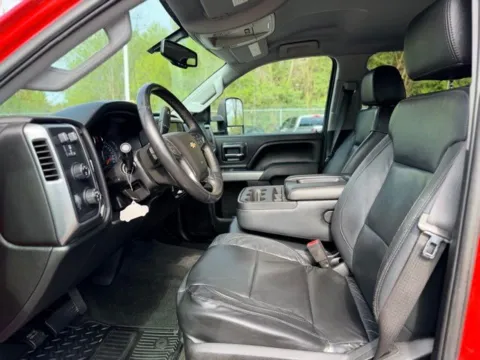 More photos of 2015 Chevrolet Silverado 2500HD LT at Hank Graff Chevrolet Davison, MI